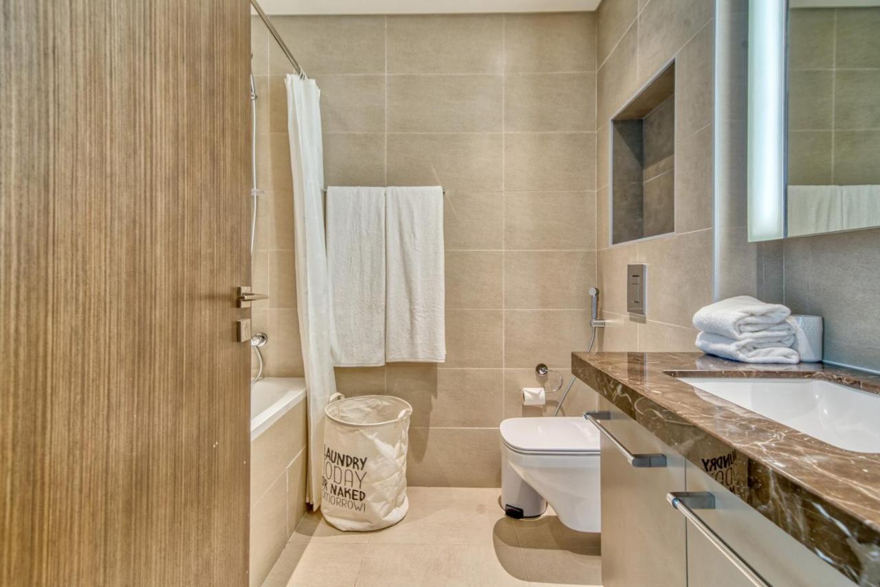 Boho-Chic Cosy 1Br, Minutes To Burj Khalifa Apartment Дубай Екстериор снимка